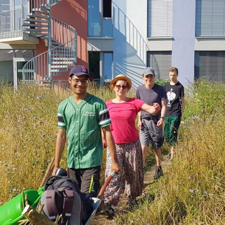 spaziergang-gruppe-content-lebens--und-werkgemeinschaft-parzival-zentrum-karlsruhe spaziergang-gruppe-content-lebens--und-werkgemeinschaft-parzival-zentrum-karlsruhe